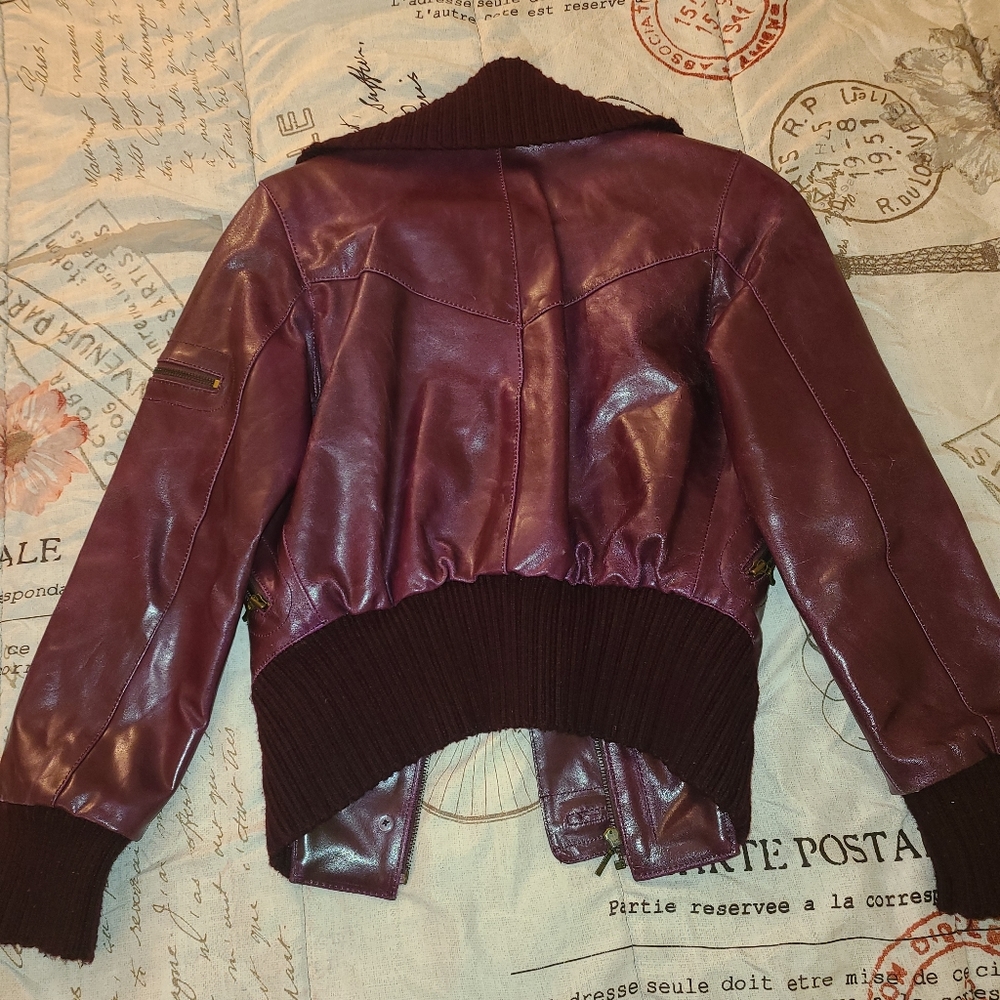 Jacket - Picture 5 of 5
